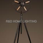fan in the shape of apopular floor lamp-L6021-5IO