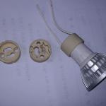 Ceramic lamp holder for GU10-