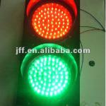 solar powered red and green traffic light
