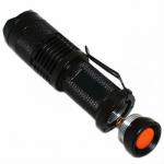 zooming adjustable foucsable led cree flashlight with clip use 3xaaa
