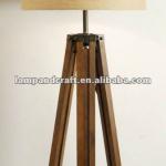 Best Selling 3 legs Australian Wooden Tripod Floor Lamp