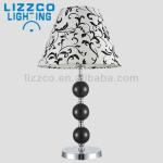 Contemporary White pattern Shade Desk Lamp