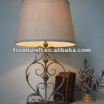 Metal flower body table lamp