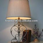 Metal flower body table lamp